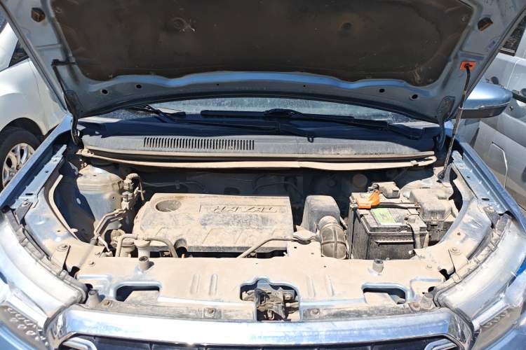 Used Haval H1 2016 Blue Label 1.5L AMT Luxury Model Engine Bay