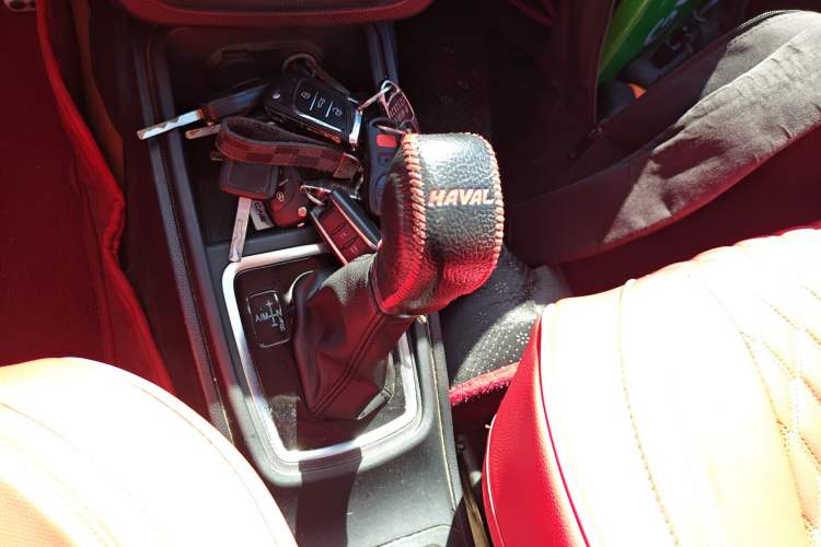 Used Haval H1 2016 Blue Label 1.5L AMT Luxury Model Gear Lever