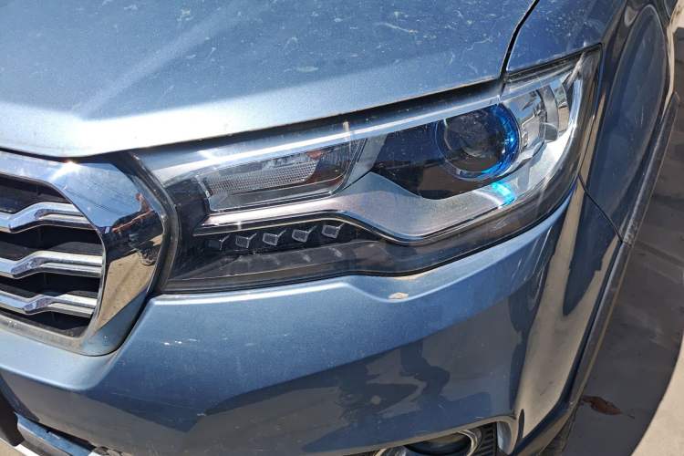 Used Haval H1 2016 Blue Label 1.5L AMT Luxury Model Left Front Headlight