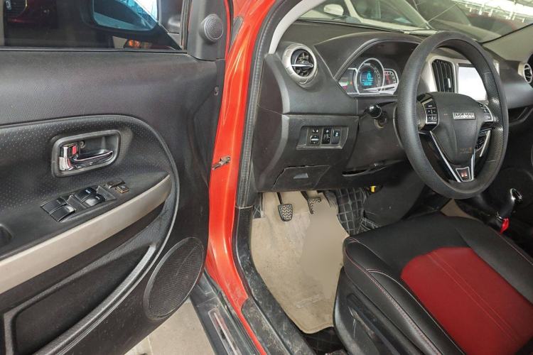 Used Haval H1 2016 Red Label 1.5L Manual Luxury Model Driver Seat