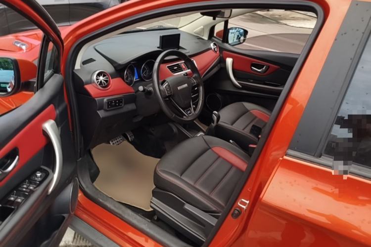 Used Haval H1 2016 Blue Label 1.5L AMT Luxury Model Driver Seat