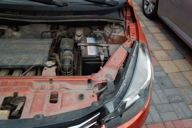 Used Haval H1 2016 Red Label 1.5L AMT Comfort Model Engine Bay Left