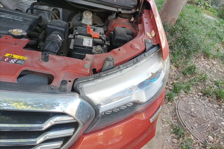 Used Haval H1 2016 Blue Label 1.5L Manual Luxury Model Engine Bay Left