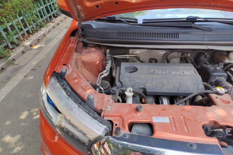 Used Haval H1 2016 Blue Label 1.5L Manual Luxury Model Engine Bay Right
