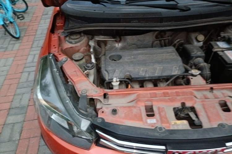 Used Haval H1 2016 Red Label 1.5L AMT Comfort Model Engine Bay Right