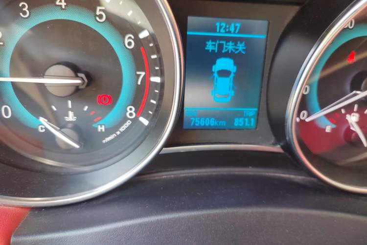 Used Haval H1 2016 Blue Label 1.5L Manual Luxury Model Odometer Close Up