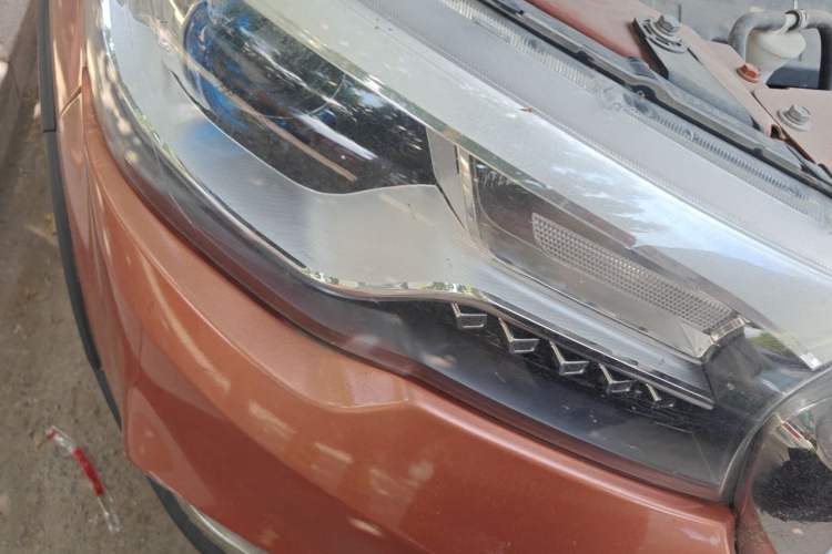 Used Haval H1 2016 Blue Label 1.5L Manual Luxury Model Right Front Headlight
