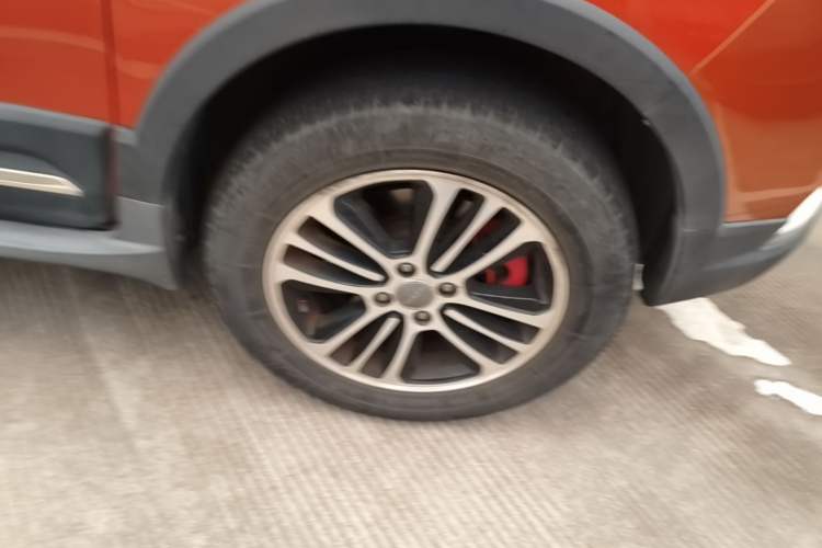 Used Haval H1 2016 Blue Label 1.5L AMT Luxury Model Right Front Wheel Hub