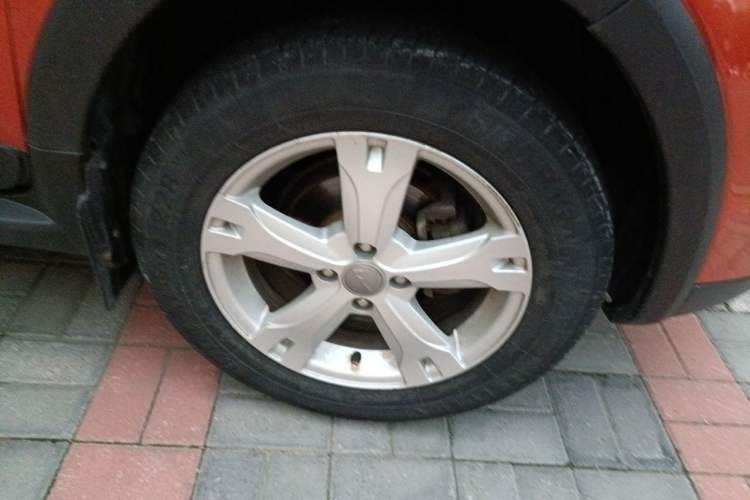 Used Haval H1 2016 Red Label 1.5L AMT Comfort Model Right Front Wheel Hub