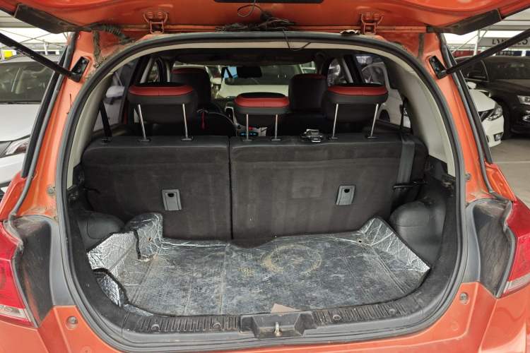 Used Haval H1 2016 Red Label 1.5L Manual Luxury Model Trunk