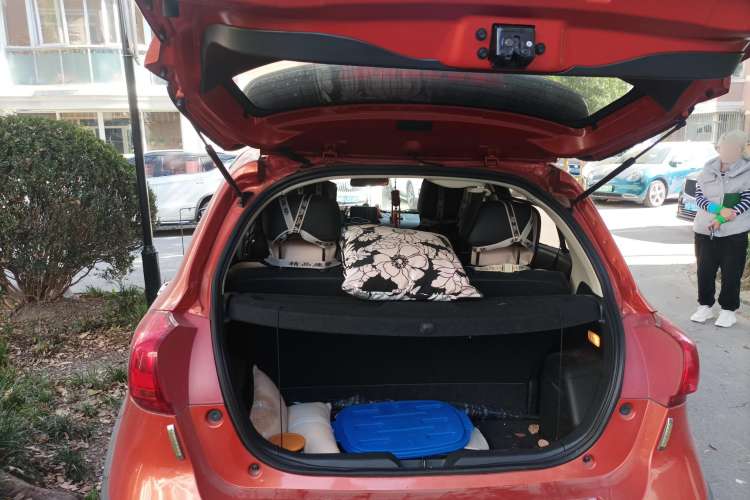 Used Haval H1 2016 Blue Label 1.5L Manual Luxury Model Trunk