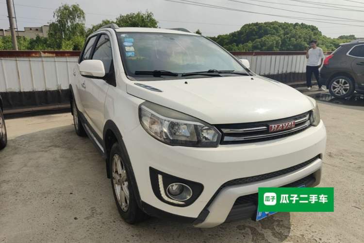 Used Haval H1 2016 Red-Label 1.5L AMT Luxury Model Front Right 45 Deg