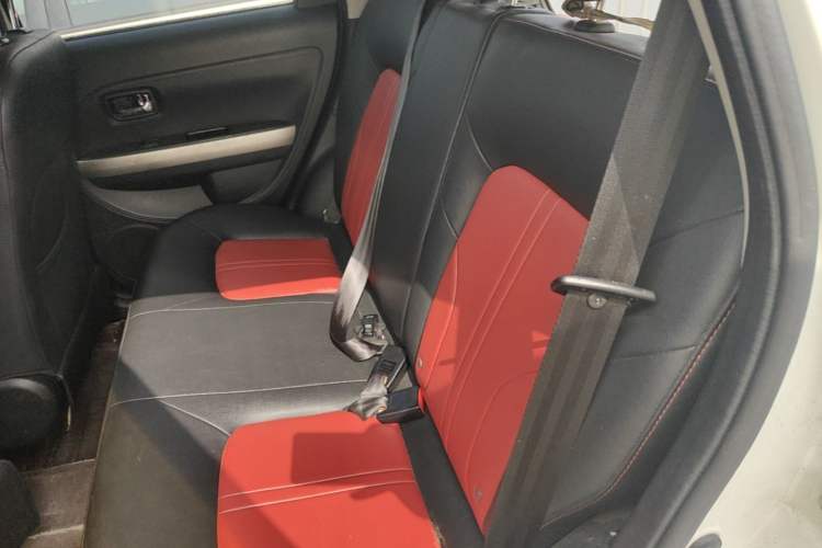 Used Haval H1 2016 Red-Label 1.5L AMT Luxury Model Left Rear Seat