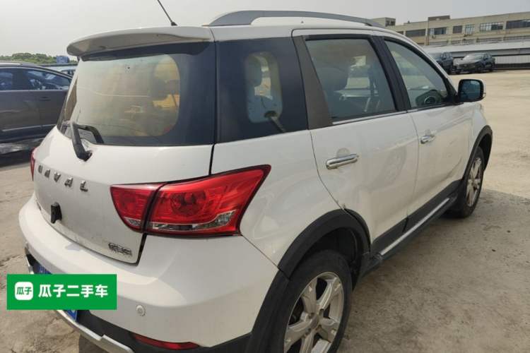Used Haval H1 2016 Red-Label 1.5L AMT Luxury Model Rear Right 45 Deg