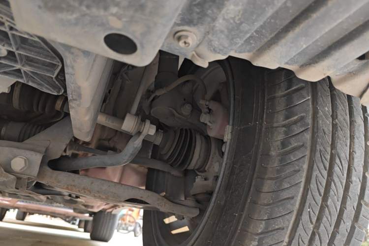 Used Haval H1 2016 Blue Label 1.5L AMT Luxury Model Chassis Front Left