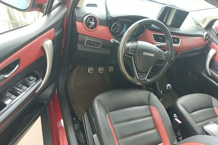 Used Haval H1 2016 Blue Label 1.5L Manual Luxury Model Driver Seat