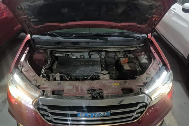 Used Haval H1 2016 Blue Label 1.5L AMT Luxury Model Engine Bay