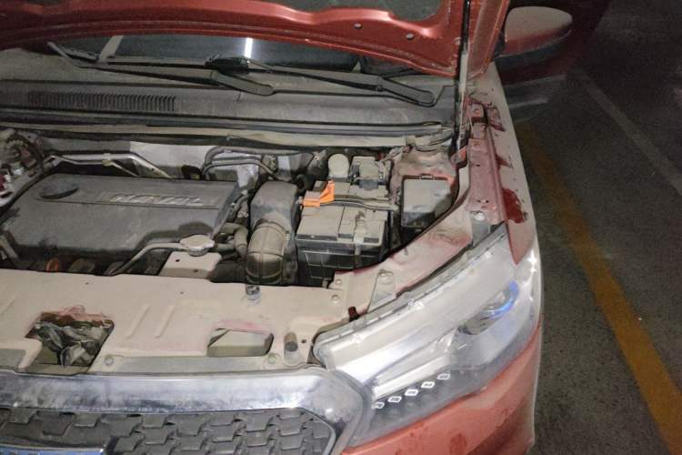 Used Haval H1 2016 Blue Label 1.5L AMT Luxury Model Engine Bay Left
