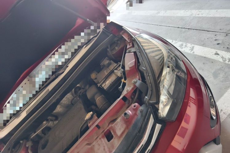 Used Haval H1 2016 Red Label 1.5L AMT Comfort Model Engine Bay Left