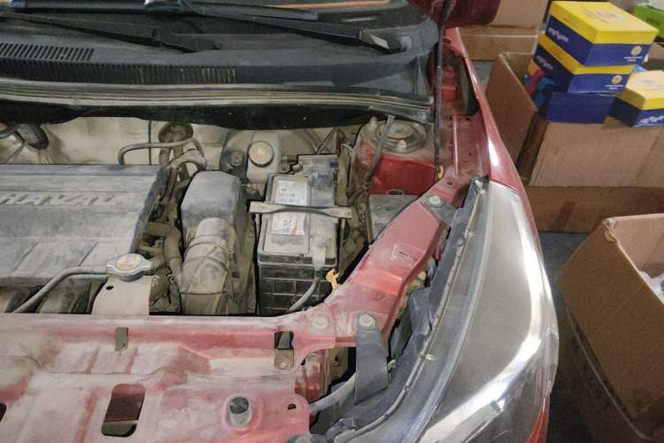 Used Haval H1 2016 Red Label 1.5L Manual Luxury Model Engine Bay Left