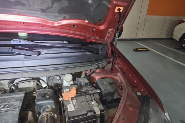 Used Haval H1 2016 Blue Label 1.5L AMT Luxury Model Engine Bay Left