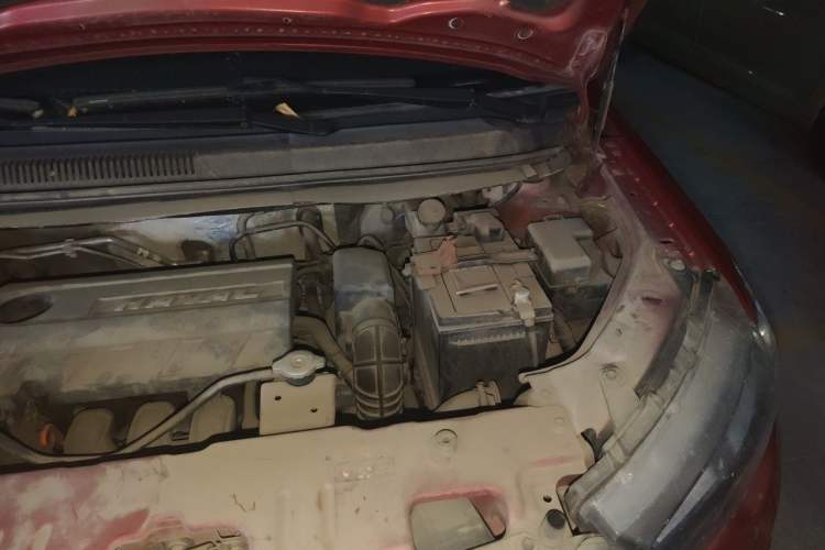 Used Haval H1 2016 Blue Label 1.5L AMT Luxury Model Engine Bay Left