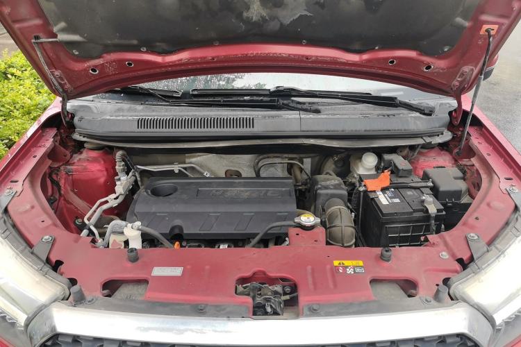 Used Haval H1 2016 Revised Version Blue Badge 1.5L AMT Luxury Edition Engine Bay