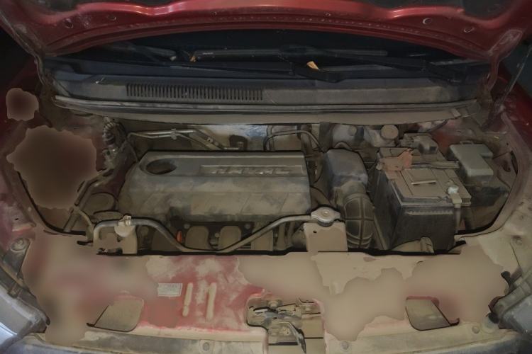 Used Haval H1 2016 Blue Label 1.5L AMT Luxury Model Engine Bay