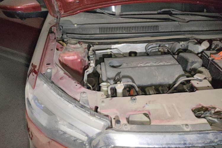 Used Haval H1 2016 Blue Label 1.5L AMT Luxury Model Engine Bay Right