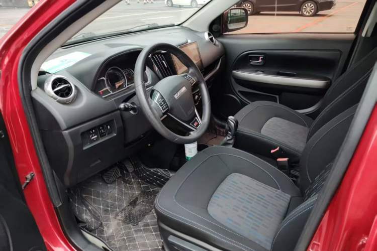 Used Haval H1 2016 Red Label 1.5L AMT Comfort Model Exterior 3