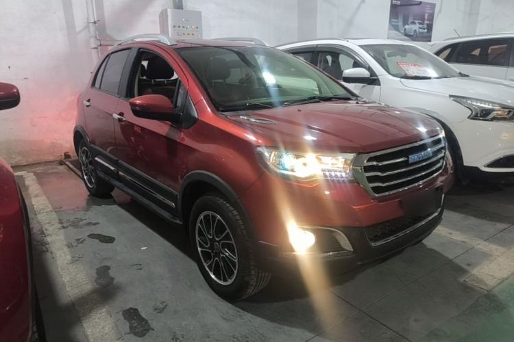 Used Haval H1 2016 Blue Label 1.5L AMT Luxury Model Front Right 45 Deg