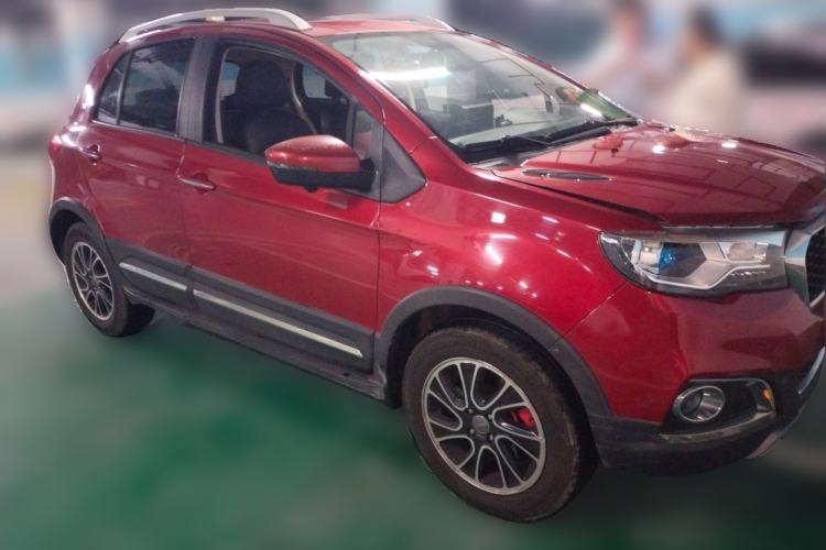 Used Haval H1 2016 Revised Version Blue Badge 1.5L AMT Luxury Edition Front Right 45 Deg