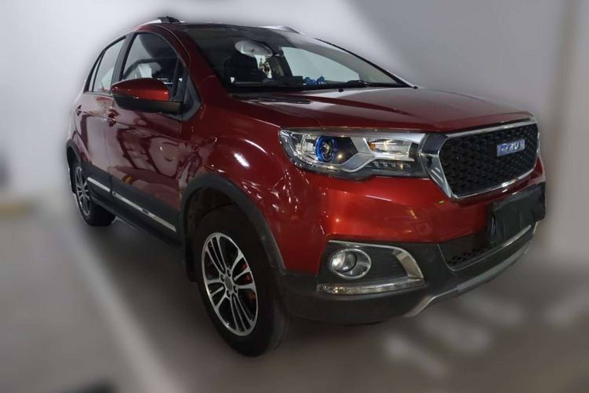 Used Haval H1 2016 Revised Version Blue Badge 1.5L AMT Comfort Edition Front Right 45 Deg