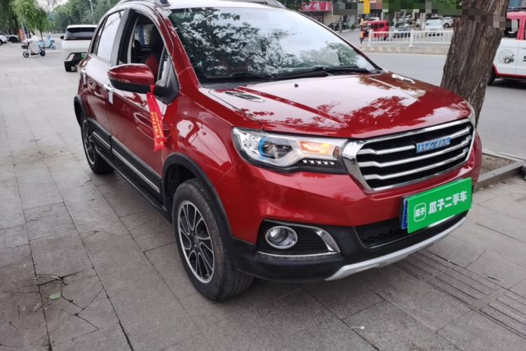 Used Haval H1 2016 Blue Label 1.5L AMT Luxury Model Front Right 45 Deg