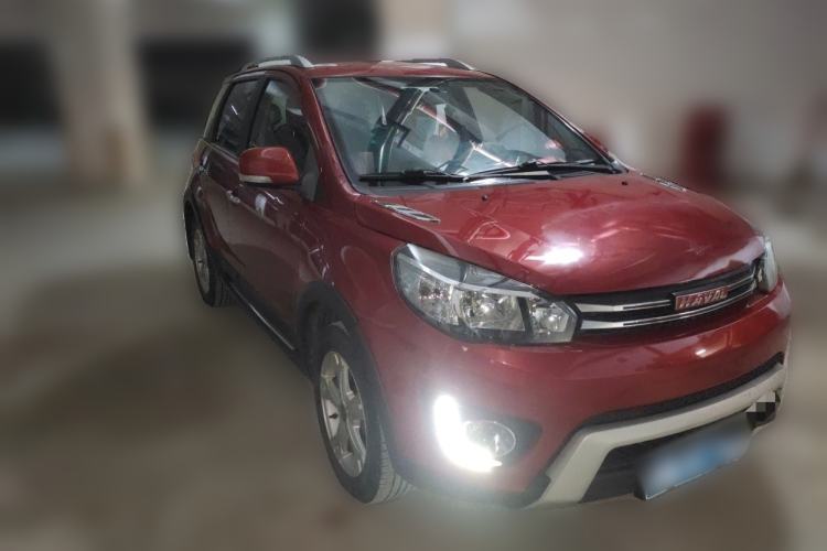 Used Haval H1 2016 Red-Label 1.5L AMT Luxury Model Front Right 45 Deg