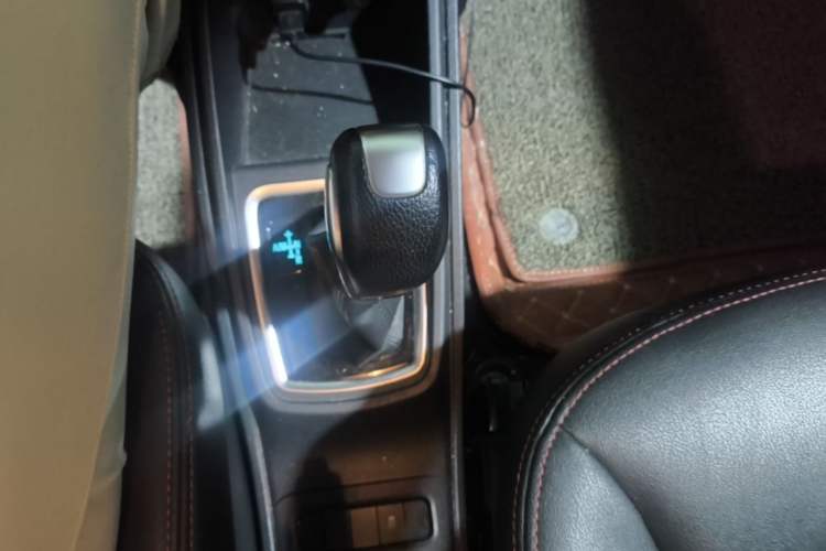 Used Haval H1 2016 Blue Label 1.5L AMT Luxury Model Gear Lever