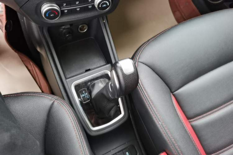 Used Haval H1 2016 Blue Label 1.5L AMT Luxury Model Gear Lever