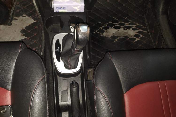 Used Haval H1 2016 Red-Label 1.5L AMT Luxury Model Gear Lever