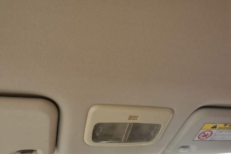 Used Haval H1 2016 Revised Version Blue Badge 1.5L Manual Comfort Edition Headliner