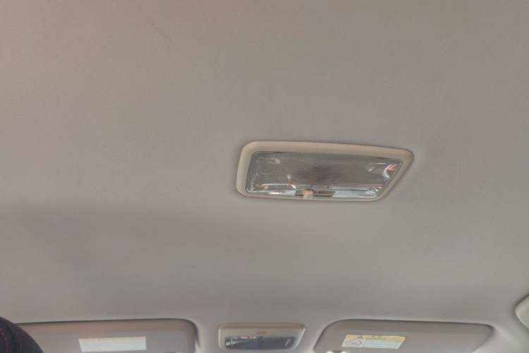 Used Haval H1 2016 Revised Version Blue Badge 1.5L AMT Comfort Edition Headliner