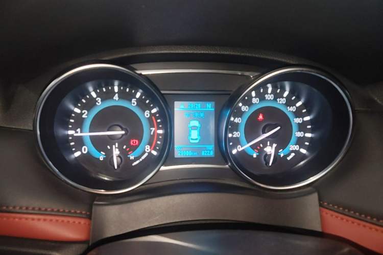 Used Haval H1 2016 Revised Version Blue Badge 1.5L AMT Luxury Edition Instrument Cluster