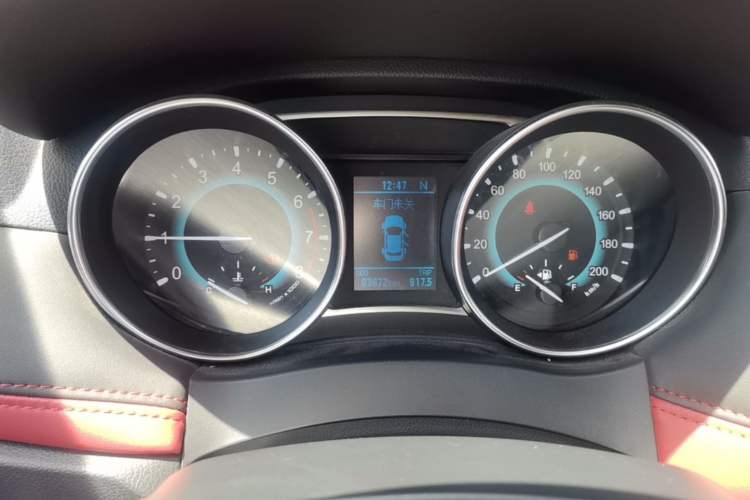 Used Haval H1 2016 Revised Version Blue Badge 1.5L AMT Comfort Edition Instrument Cluster