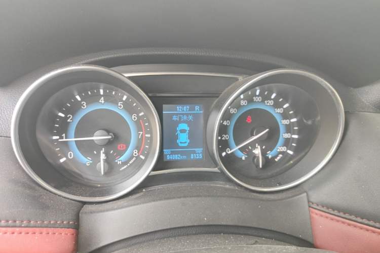 Used Haval H1 2016 Revised Version Blue Badge 1.5L AMT Luxury Edition Instrument Cluster