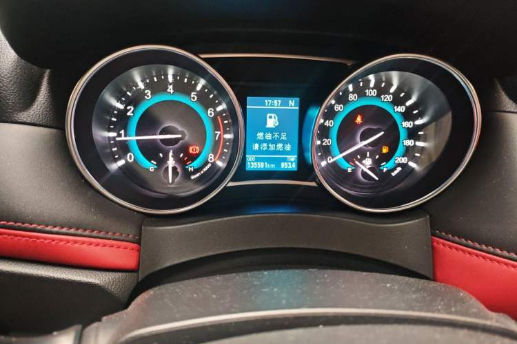 Used Haval H1 2016 Revised Version Blue Badge 1.5L AMT Luxury Edition Instrument Cluster