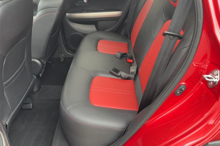 Used Haval H1 2016 Red-Label 1.5L AMT Luxury Model Interior 2