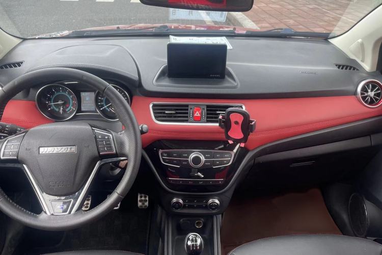 Used Haval H1 2016 Blue Label 1.5L Manual Luxury Model Interior 3