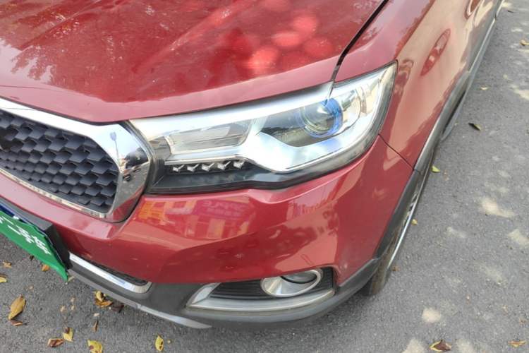 Used Haval H1 2016 Revised Version Blue Badge 1.5L AMT Luxury Edition Left Front Headlight