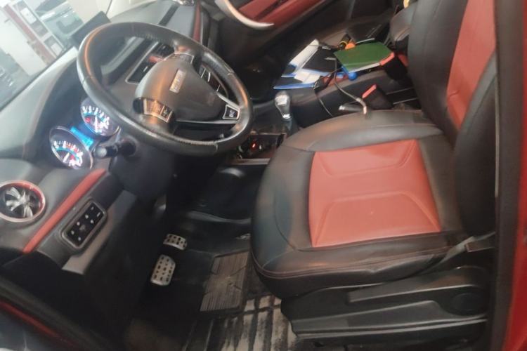 Used Haval H1 2016 Revised Version Blue Badge 1.5L AMT Luxury Edition Left Front Seat