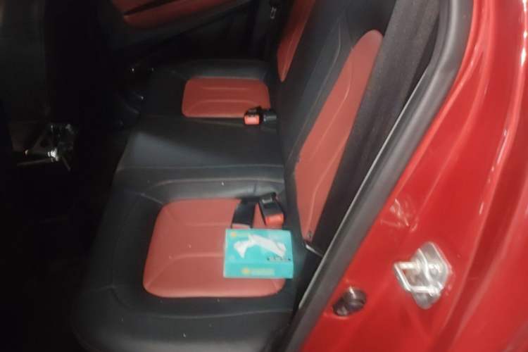Used Haval H1 2016 Revised Version Blue Badge 1.5L AMT Luxury Edition Left Rear Seat