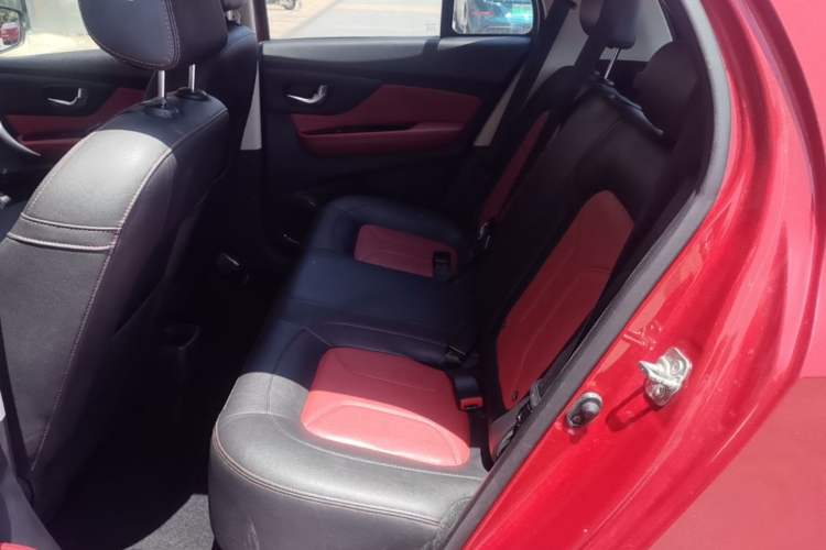Used Haval H1 2016 Revised Version Blue Badge 1.5L AMT Comfort Edition Left Rear Seat